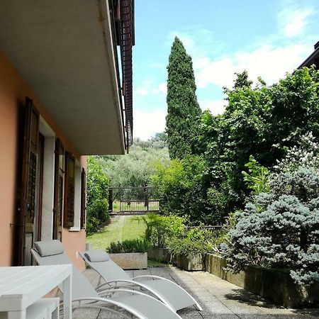 Appartamento Giardino Sugli Ulivi Рива дел Гарда Екстериор снимка