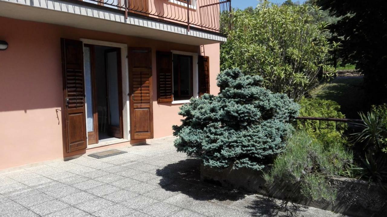 Appartamento Giardino Sugli Ulivi Рива дел Гарда Екстериор снимка